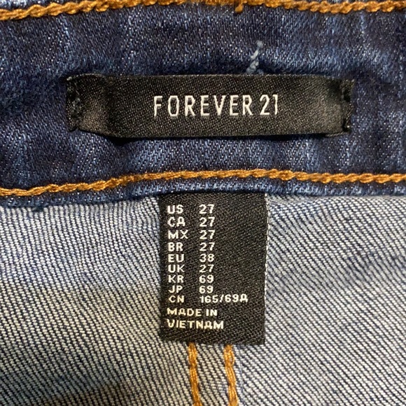 Forever21 high-waisted shorts - Picture 2 of 3